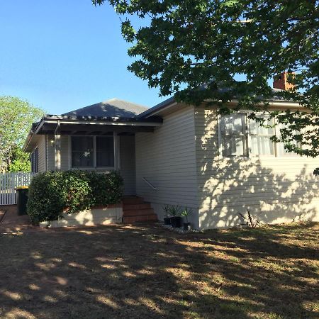 Fitzroy Haven Villa Dubbo Exterior photo